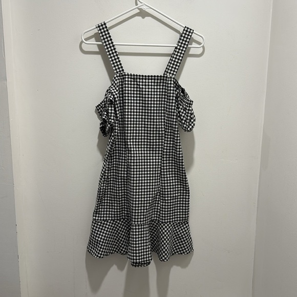 Gingham Cold Shoulder Mini Dress – Size 6 - Picture 4 of 8